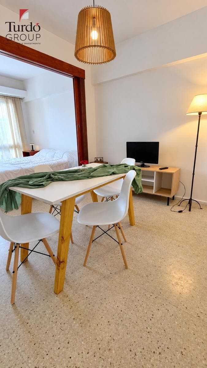 VENTA Departamento de 1 ambiente con balcón | Zona Paseo Aldrey / Güemes