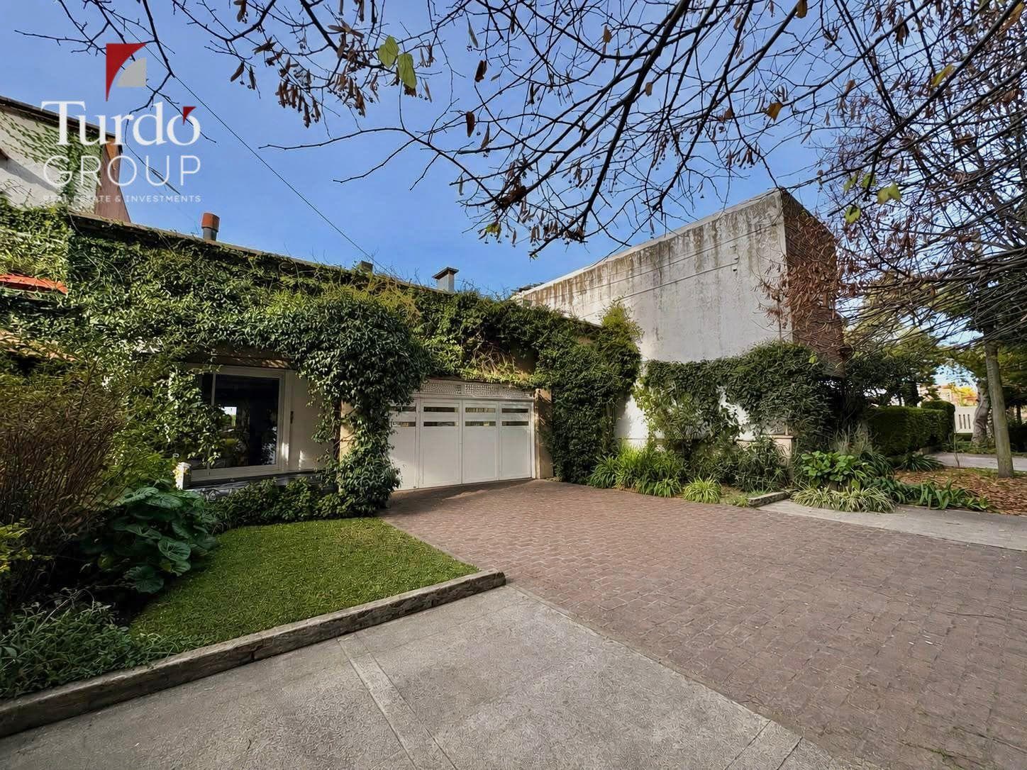 Casa 5 ambientes en San Jerónimo, Mar del Plata — foto 1 de 38